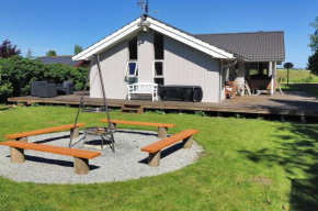 Holiday home Rørsangervænget H- 3812